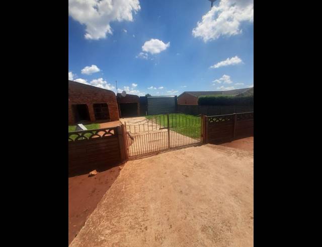 3 BEDROOM HOUSE FOR SALE IN EDEN PARK